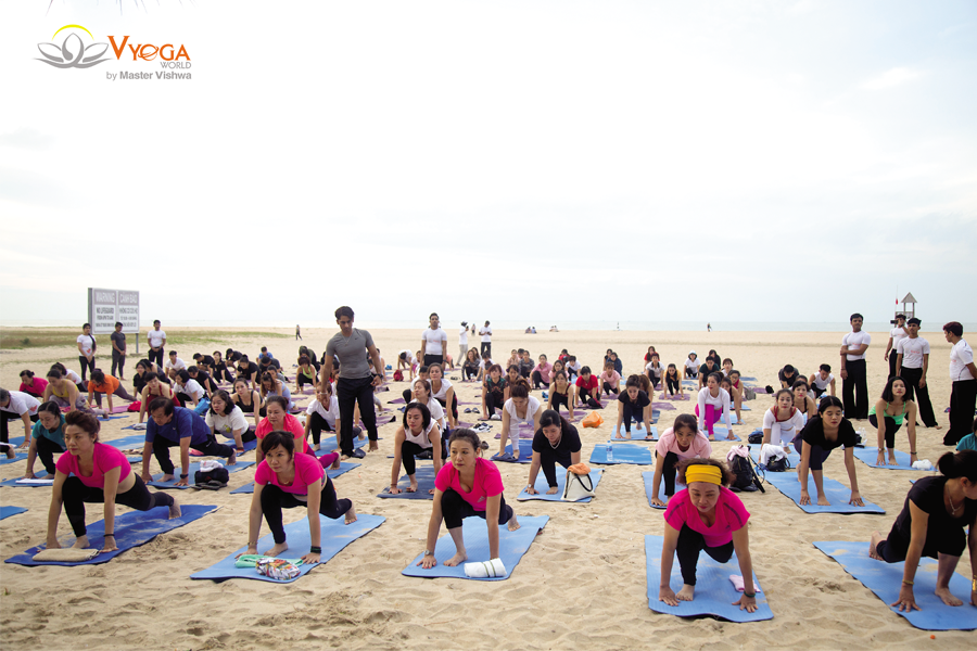 Yoga Dã Ngoại Ngoài Trời - Hồ Tràm Beach 2018