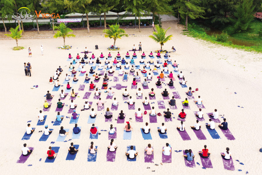 Yoga Dã Ngoại Ngoài Trời - Hồ Tràm Beach 2018